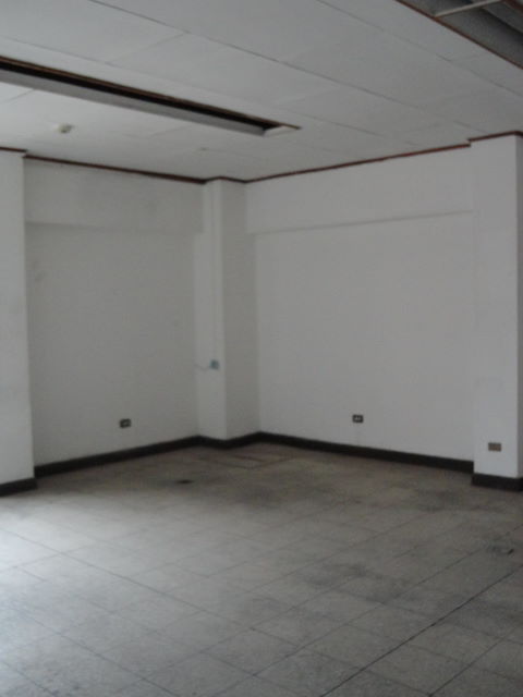 14329bodegasentibas10.JPG