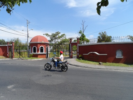 Casa en el Condominio, ubicado en el centro de Alajuelita.